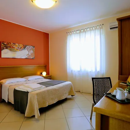 Zama Bed and Breakfast 3*
